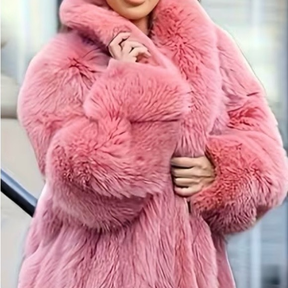 Plus Size XL. Pink Faux Fur Coat, Full Length. Brand new! Never worn! Cozy! - Picture 5 of 7